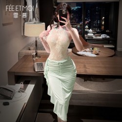 【情趣内衣】霏慕 薄荷曼波开裆连体衣套装ZY218